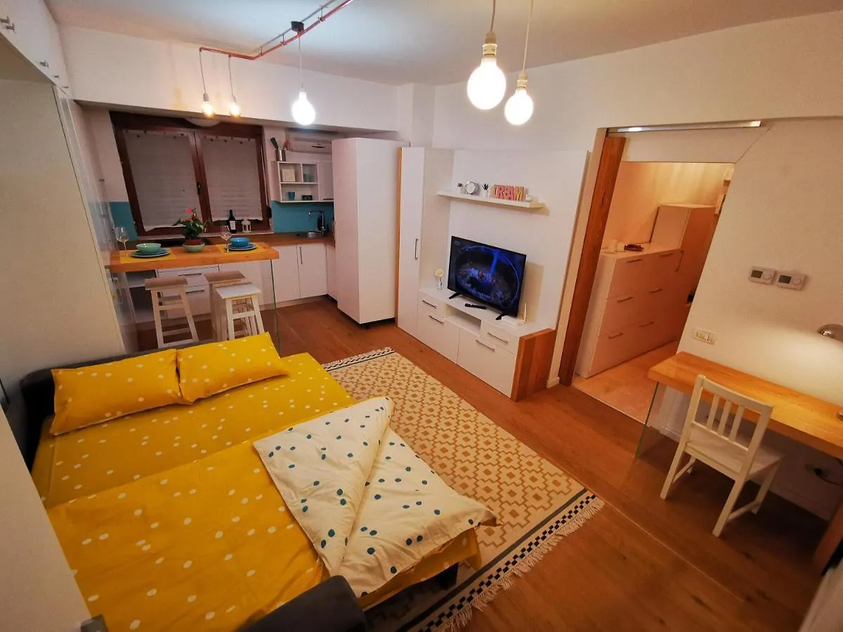 Diana'S Place Downtown 호텔 부쿠레슈티